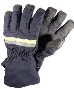 ES-01 mankiet standard: Rękawice strażackie  Czterowarstwowe rękawice służace do ochrony rąk przed czynnikami termicznymi i mechanicznymi. Część grzbietowa- tkanina Nomex , część chwytna - dzianina z mieszanki włókien para-aramidowych jednostronnie powlekana silikonem, wewnątrz 